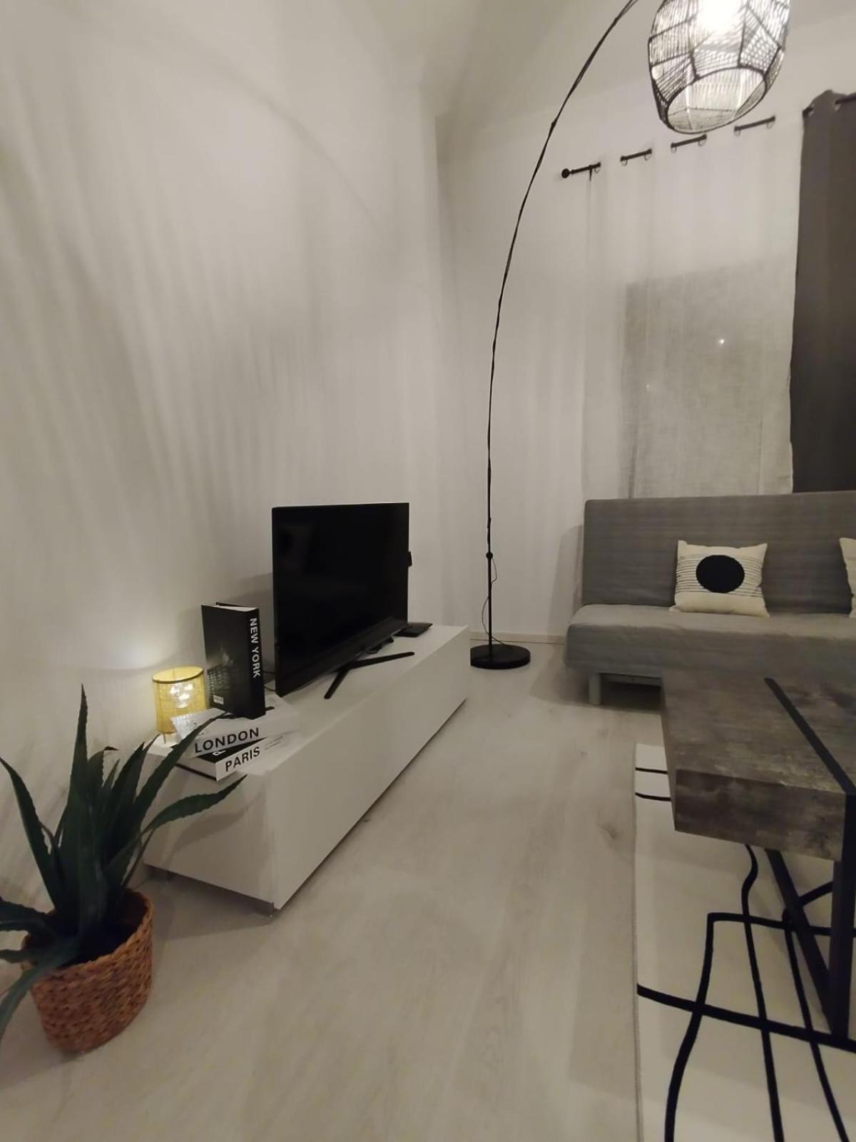 Black N' White Cozy Housegarden Alexandrupoli Exteriér fotografie